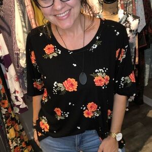 Floral Black Women's Boyfriends Tee